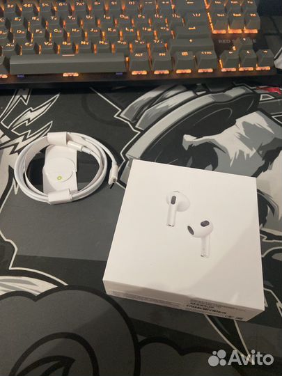 AirPods 3 + чехол(в подарок)