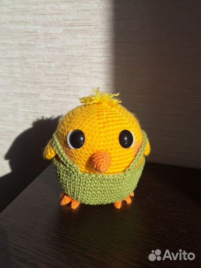 Вязаная игрушка Цыплёнок