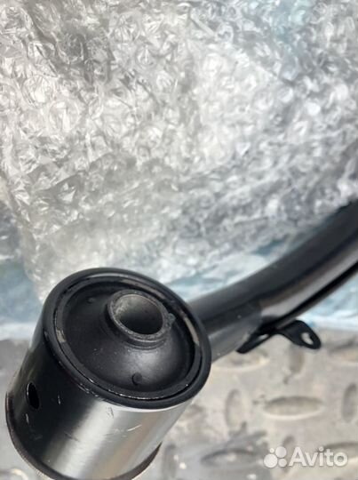 Рычаг верхний Lexus lx