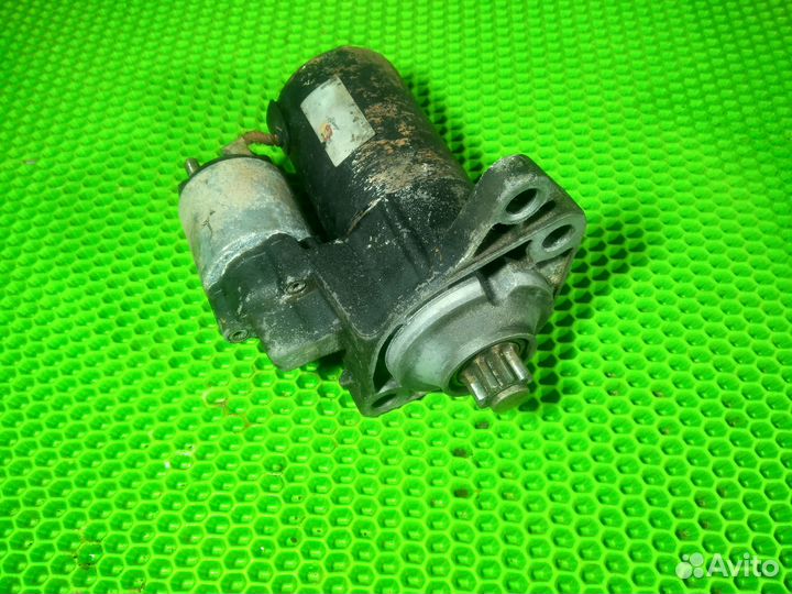 Стартер безвтулочный VW Golf 3