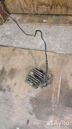 Суппорт тормозной задний левый volkswagen polo