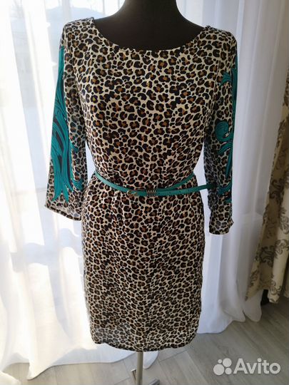 Платье женское короткое 44 размер