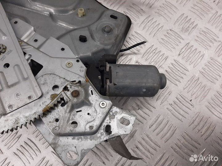 Стеклоподъемник передний правый Renault Laguna