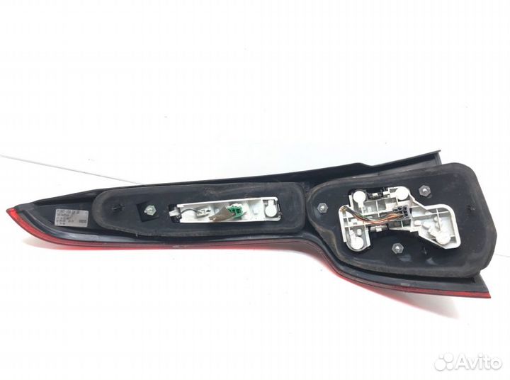 Фонарь задний правый Volvo V50 2.0 TD 2008