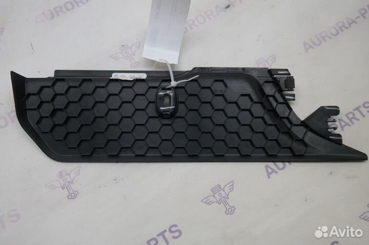 Накладка audi Q5 80A 17