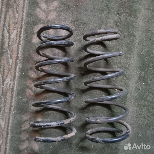 Пружина для амортизатора задняя, передняя