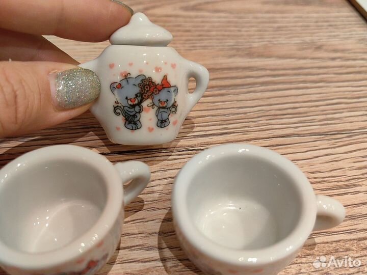 Чашки для кукол + сахарница (мини)
