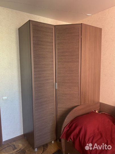 Угловой шкаф (распашной)