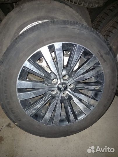 Колесо R18 Mitsubishi Outlander 3