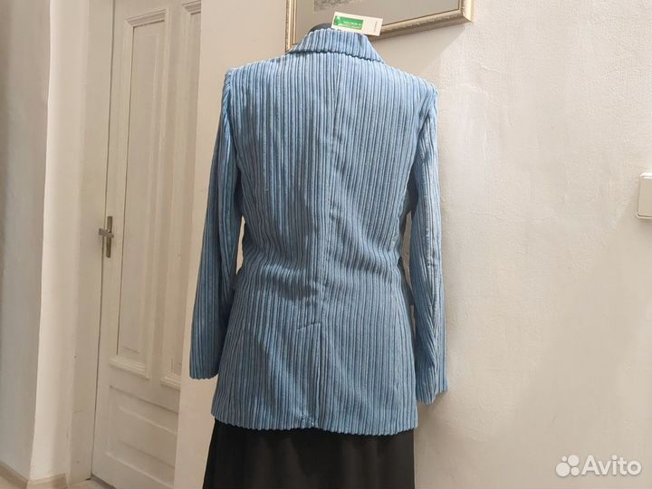 Пиджак женский вельветовый Benetton 46