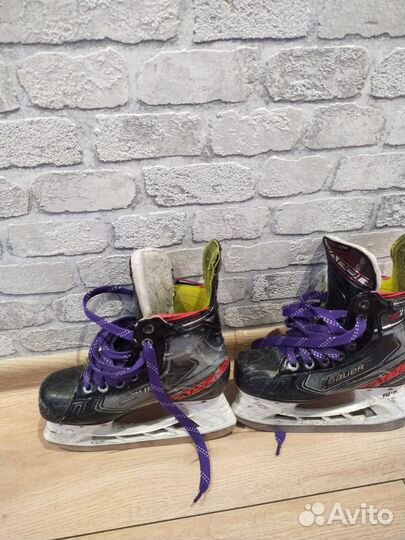 Хоккейные коньки bauer jr 1D