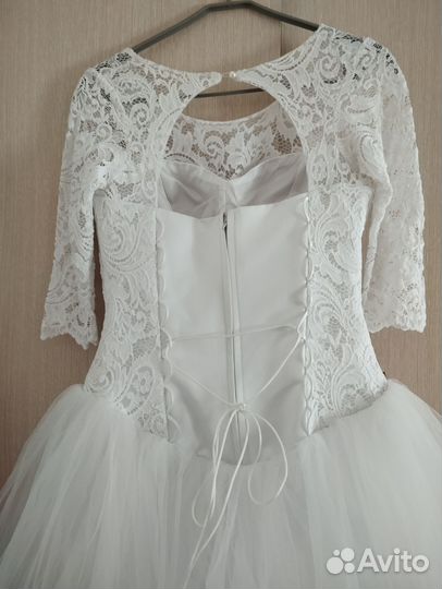Свадебное платье с фатой 44 размер