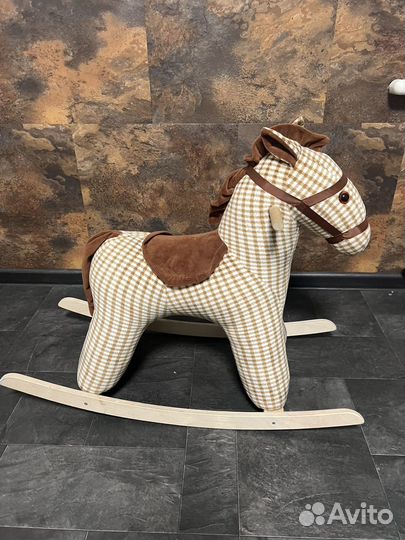 Лошадка качалка деревянная