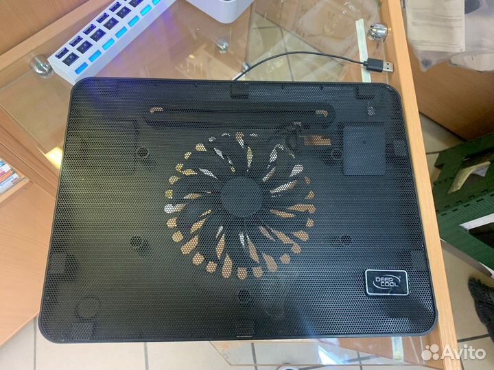 Вентилятор подставка для ноутбуке DeepCool