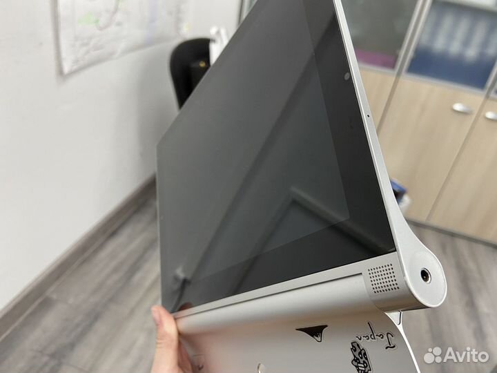 Планшет lenovo yoga tablet 2