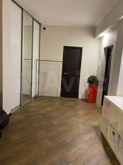 2-к. квартира, 79,9 м², 7/9 эт.