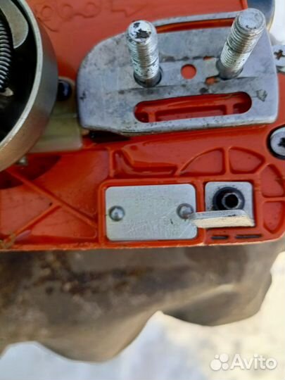 Бензопила хускварна 142 бу