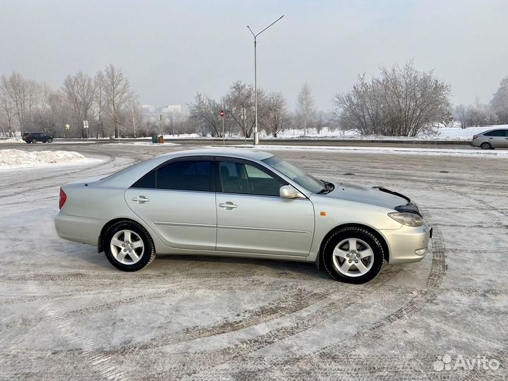 Toyota Camry 3.0 AT, 2004, 265 000 км