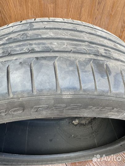 Pirelli P Zero 275/40 R22