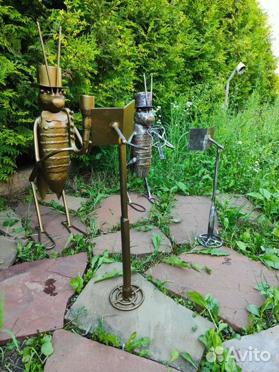 Садовая фигура Кузнечик