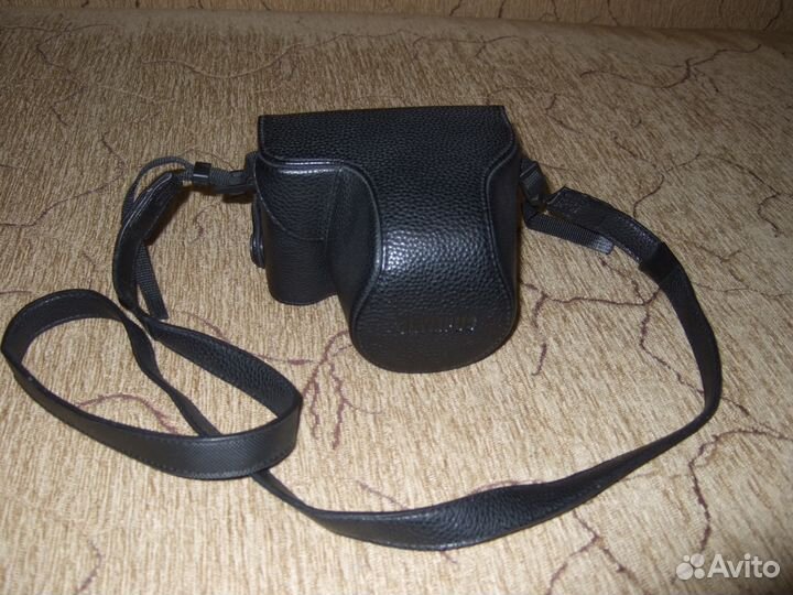 Olympus E-PL1 kit с чехлом