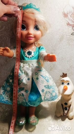 Поющая кукла Эльза со снеговиком. Холодное сердце