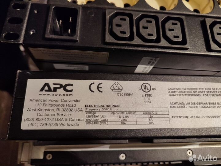 Блок силовых розеток APC Rack PDU AP9565