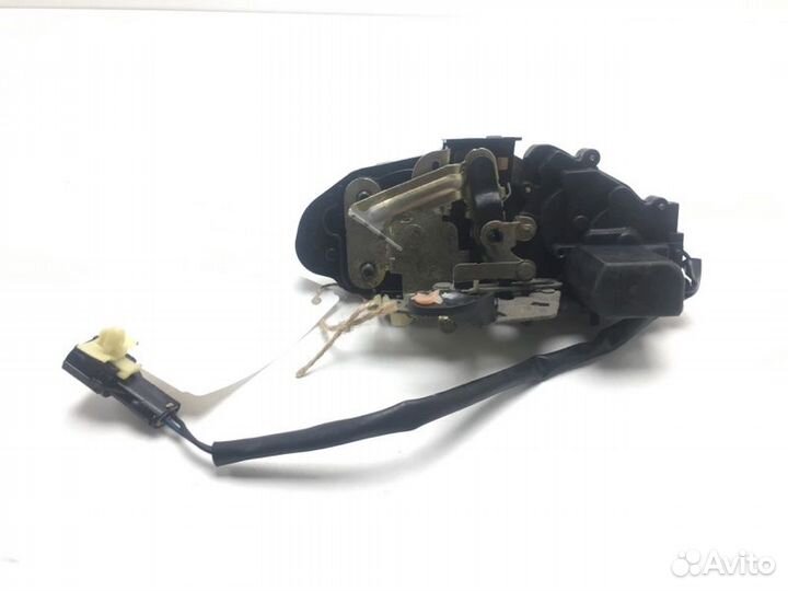 Замок двери задний левый Kia Spectra SD S6D 2006