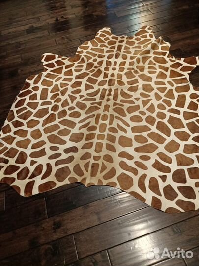 Ковер из натуральной коровьей шкуры ручной работы