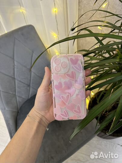 Чехол на iPhone 13 pro max светится в темноте