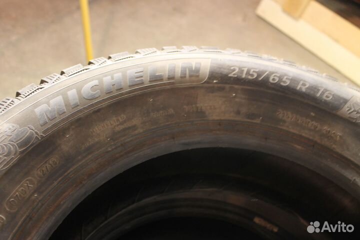 Michelin X-Ice North 4 215/65 R16 102T