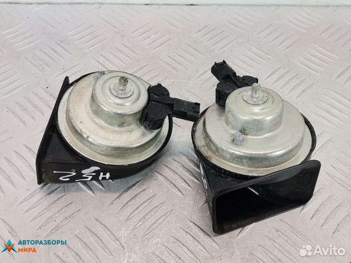 Сигнал (клаксон) BMW X1 E84 рест. 2013 61337159420