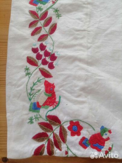 Старинная наволочка с вышивкой на думку. Птички
