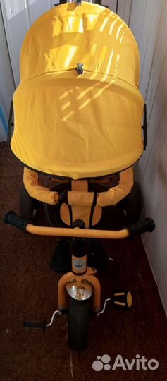 Трехколесный велосипед