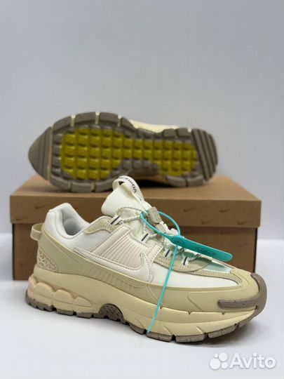 Кроссовки Nike Zoom Vomero