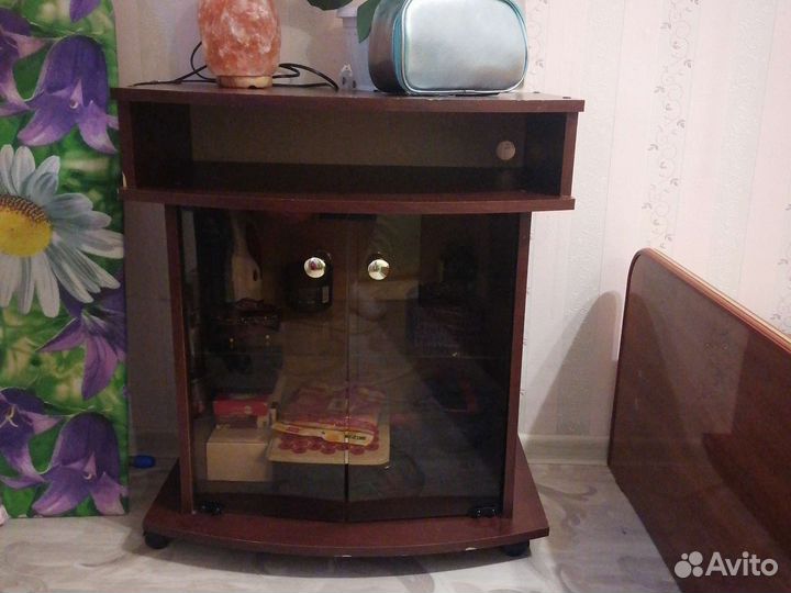 Тумба под телевизор бу