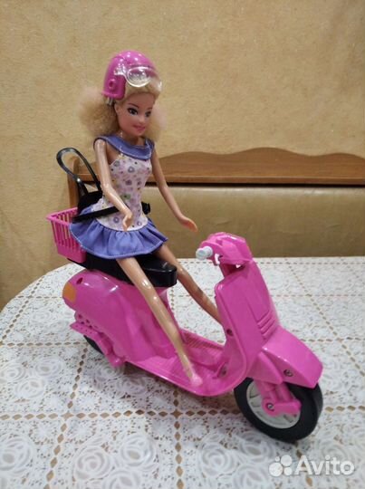 Кукла барби и мотоцикл