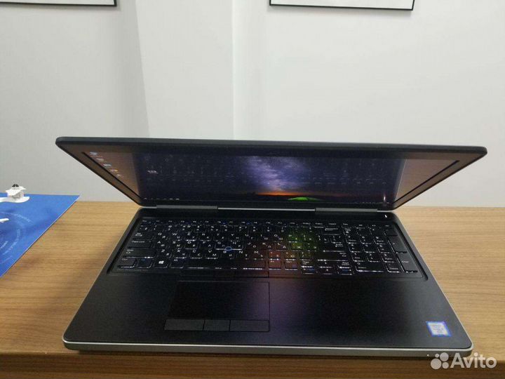 Dell Precision 7510 Xeon 8-ядер 32Gb/1024SSD/4Gb