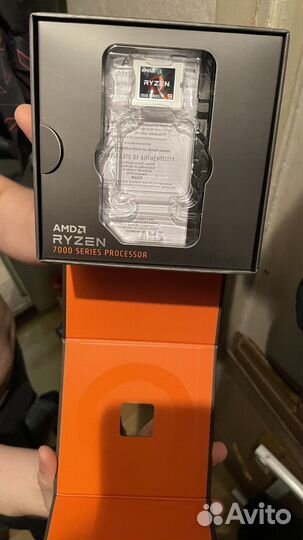 Коробка от процессора AMD Ryzen 9 7950 X или 7900