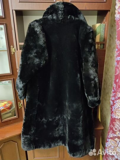 Шуба зимняя женская