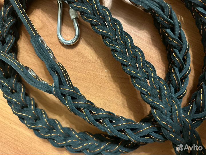 Поводок для собак