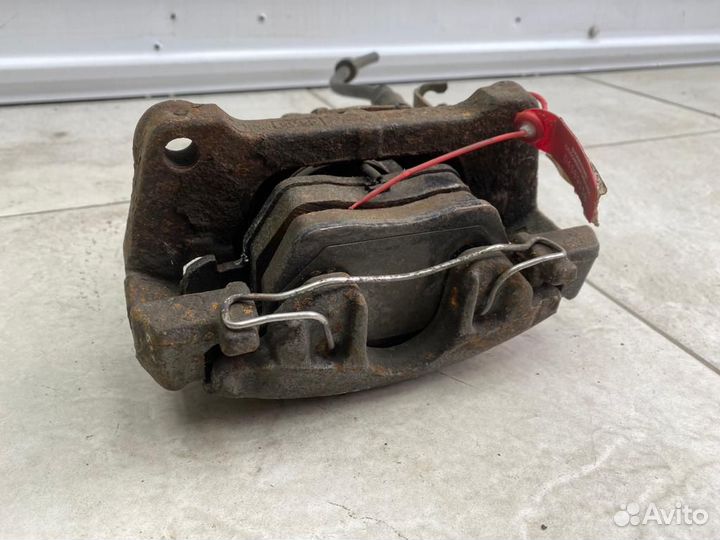 Тормозной суппорт перед лев Audi А4 B7