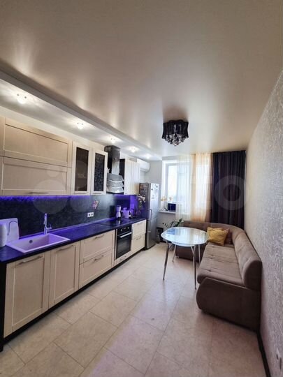 2-к. квартира, 61,8 м², 24/24 эт.