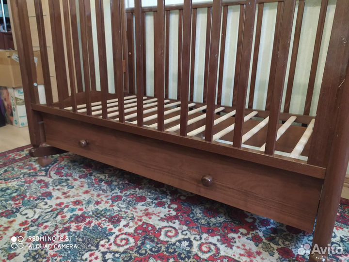 Детская кроватка