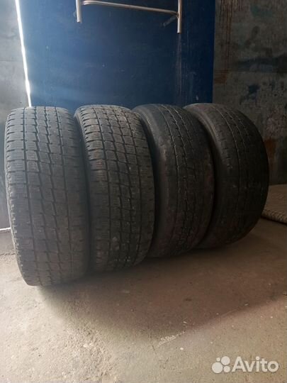 Toyo H09 215/60 R17 109T