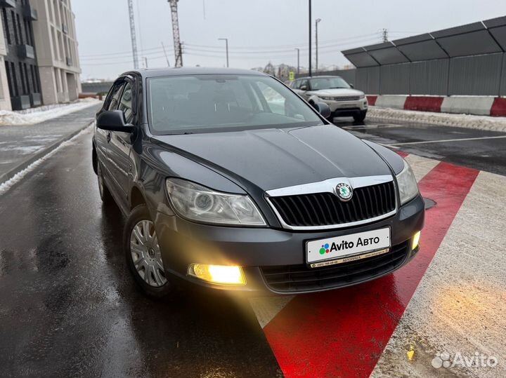 Skoda Octavia 1.6 AT, 2009, 297 898 км