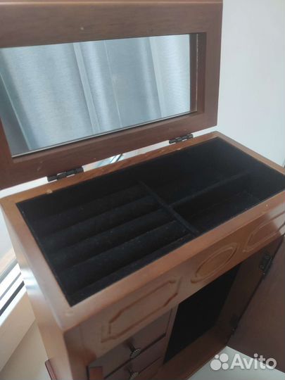 Шкатулка деревянная