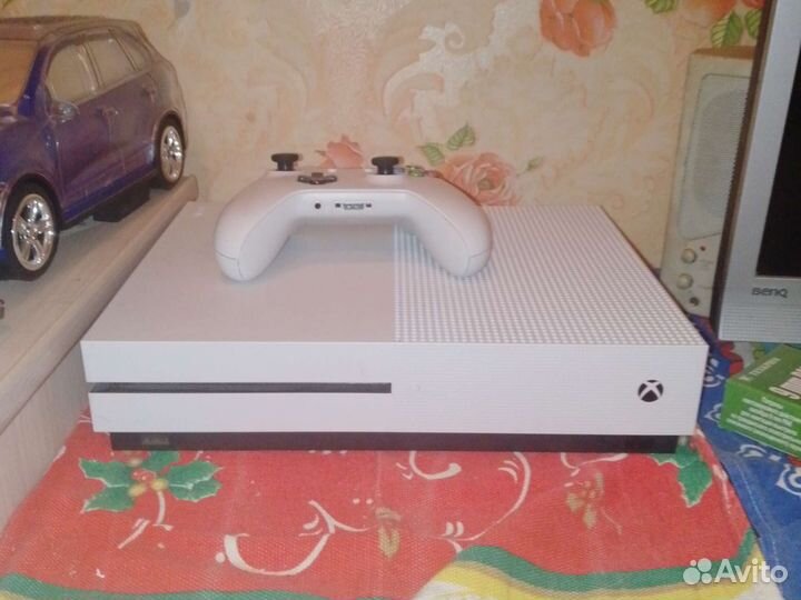 Xbox One s