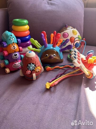 Развивающие игрушки для малышей