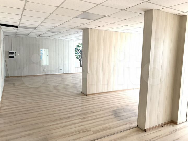 Офисное помещение 102.7 м²